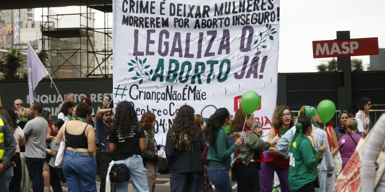 instituto-credenciado-pela-oms-quer-atuar-no-stf-em-acao-pro-aborto