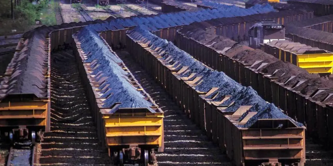 brasil-sobe-no-ranking-de-desempenho-industrial,-comemora-mercadante