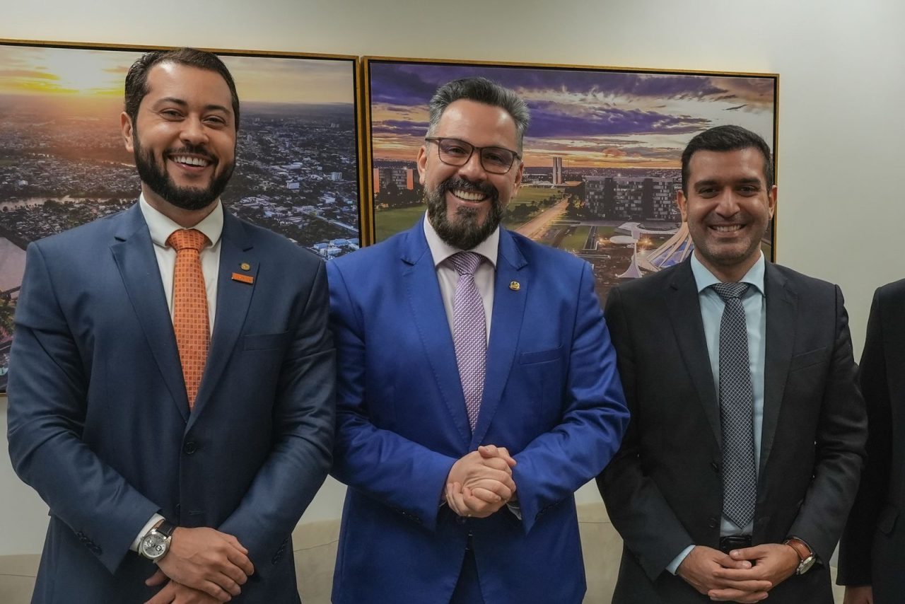 alan-rick-recebe-convite-de-jarude-e-do-presidente-do-novo-para-concorrer-ao-governo-pela-sigla