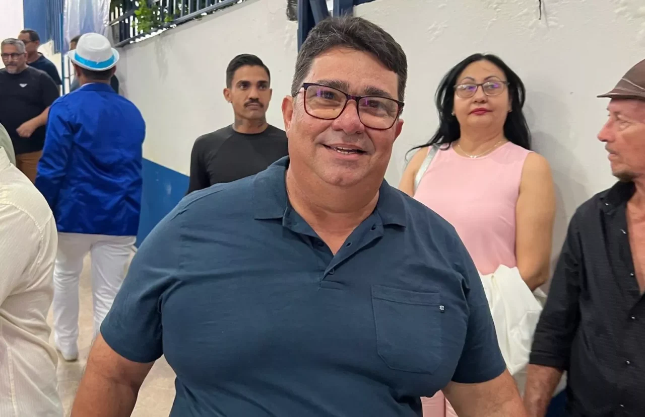 prefeito-que-apareceu-dancando-em-video-se-pronuncia-apos-viralizar:-“sempre-fui-assim”