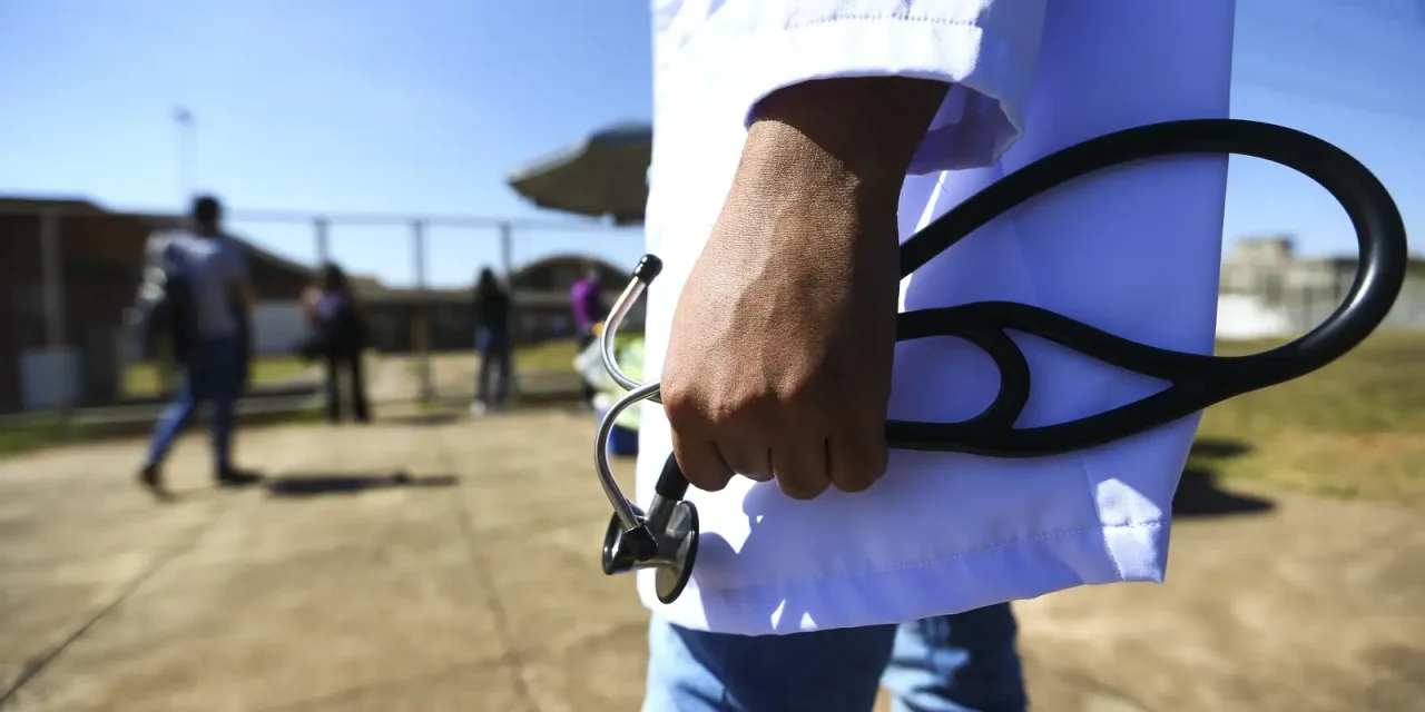 apenas-seis-cursos-de-medicina-tem-nota-maxima-no-enade