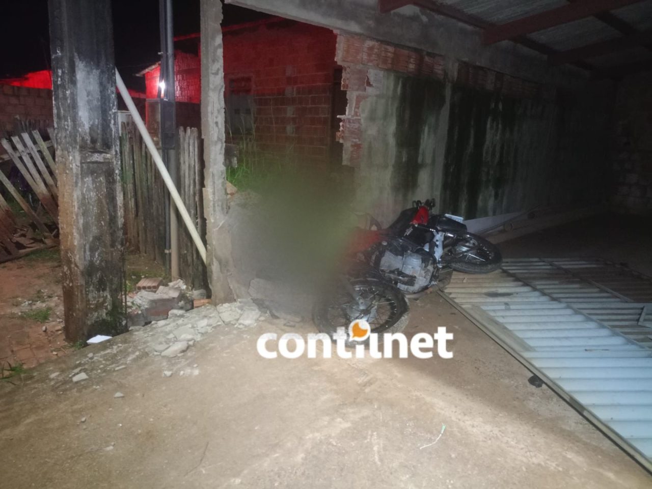 homem-perde-o-controle-da-motocicleta-e-morre-apos-bater-contra-muro-no-interior-do-acre