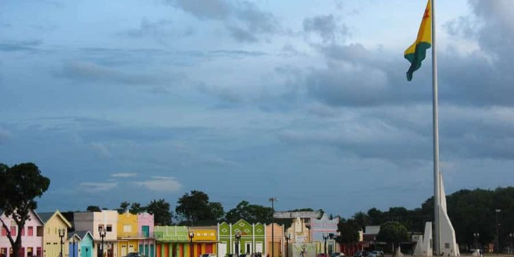 domingo-sera-de-calor-intenso,-temporais-e-chuvas-fortes-em-varias-regioes-do-acre