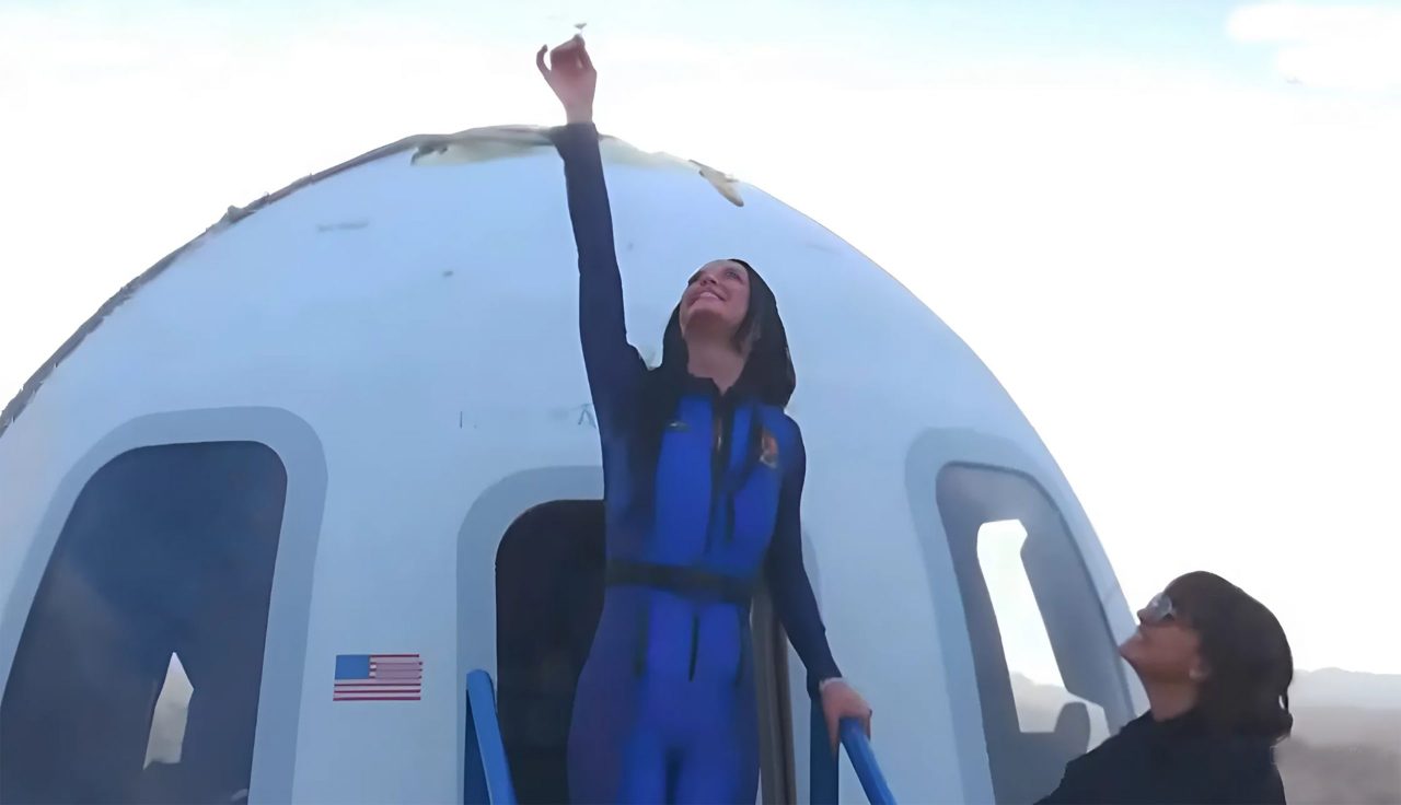 katy-perry-pode-ser-considerada-astronauta?