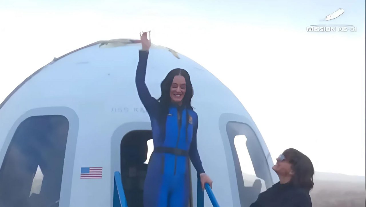 katy-perry-cantou-no-espaco-–-saiba-qual-foi-a-musica