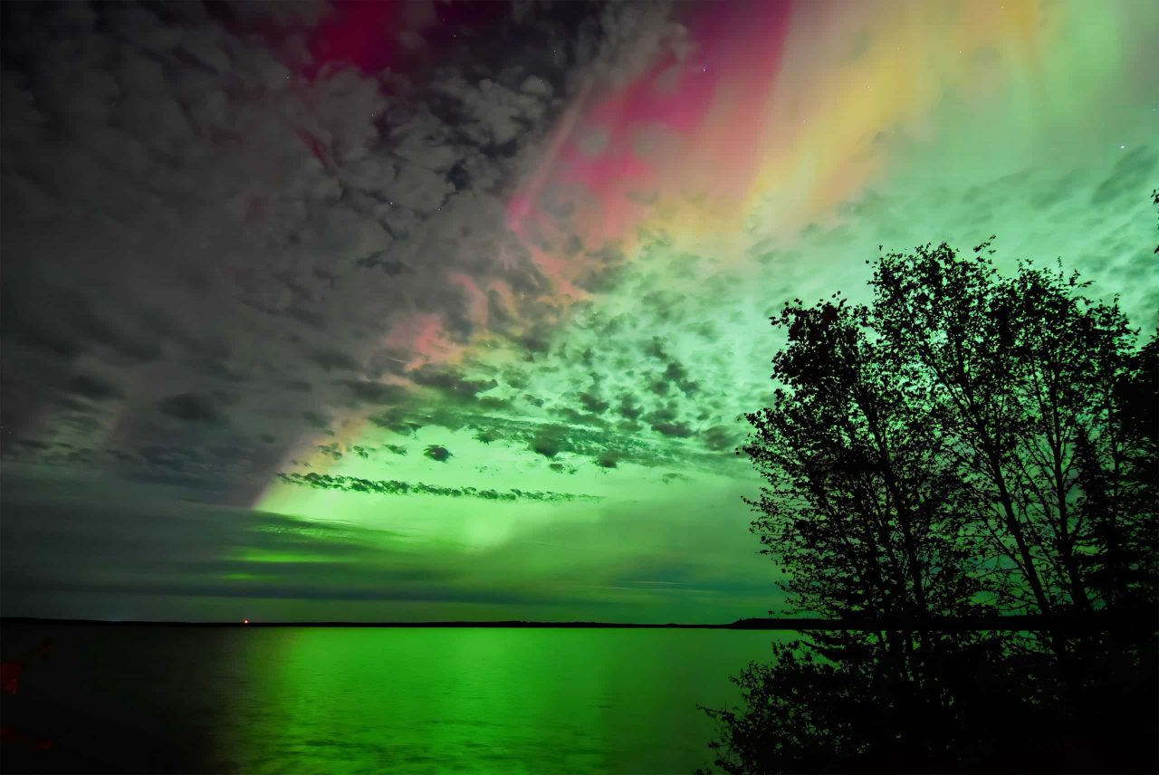 rara-explosao-solar-dupla-pode-provocar-show-de-auroras-esta-semana