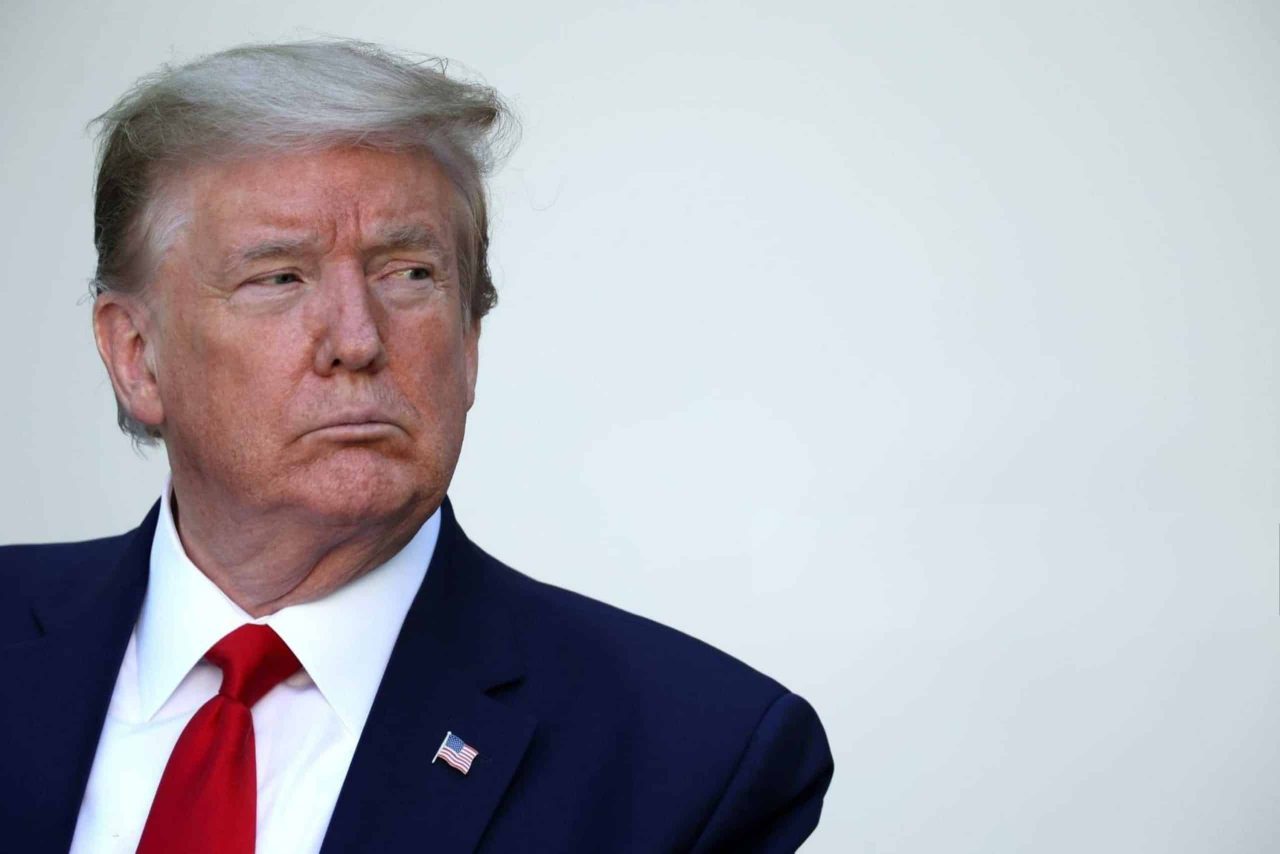 trump-mira-remedios-e-chips-em-novo-tarifaco