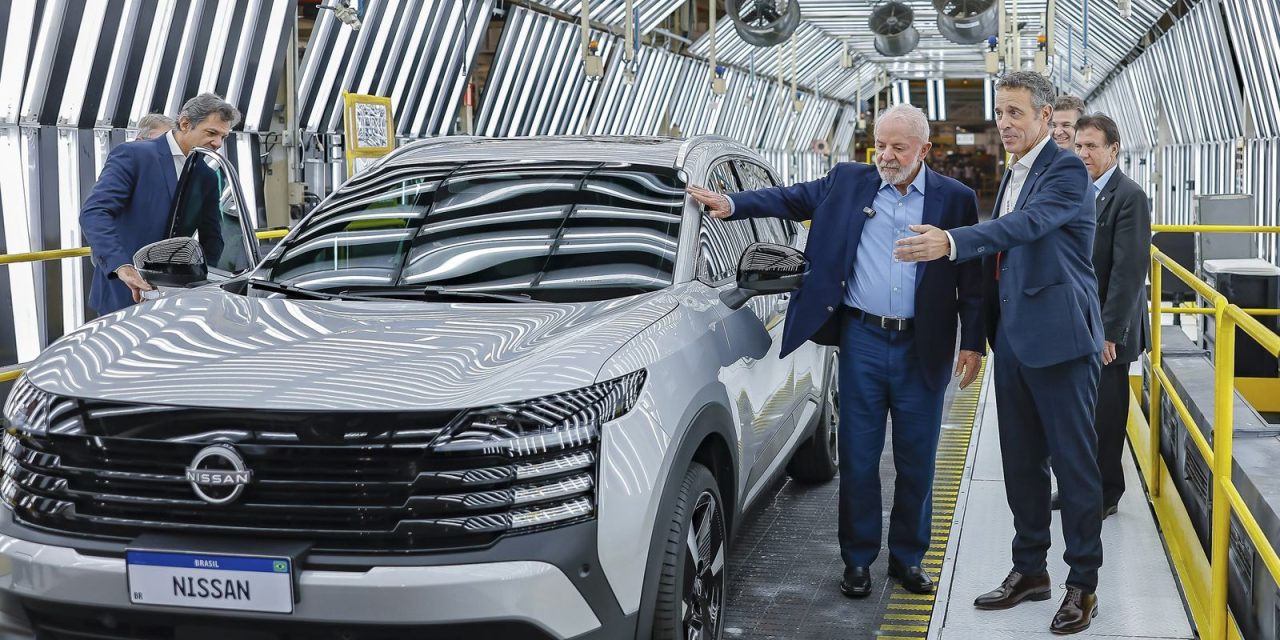 em-fabrica-de-carro,-lula-destaca-aumento-de-investimentos-industriais
