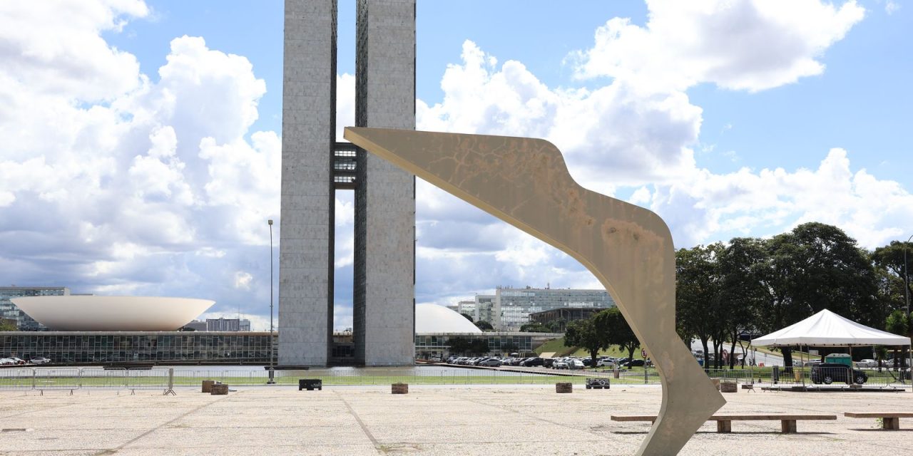 praca-dos-3-poderes-sera-reformada-ate-o-ano-que-vem