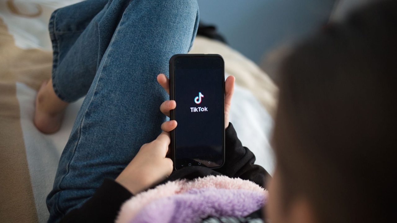 na-corrida-dos-“videos-curtos”,-o-tiktok-segue-na-dianteira