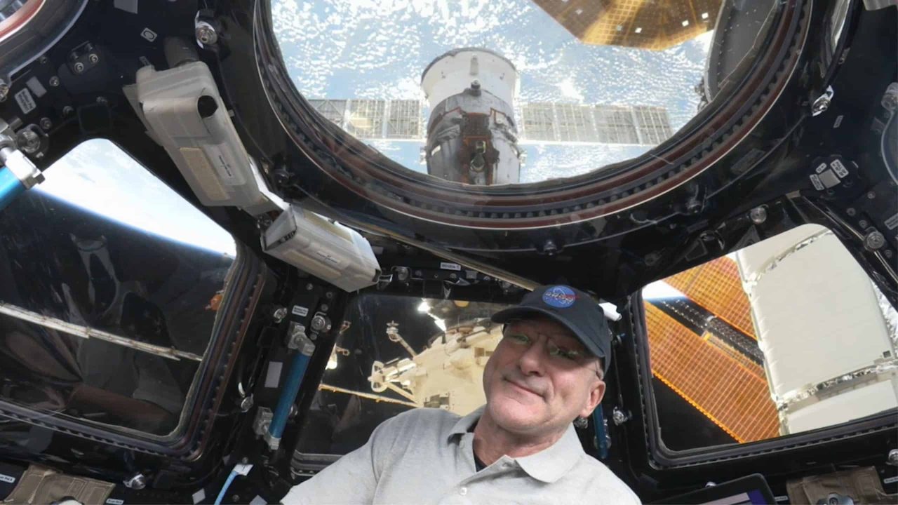 astronauta-mais-velho-da-nasa-diz-que-passou-mal-apos-viagem-ao-espaco