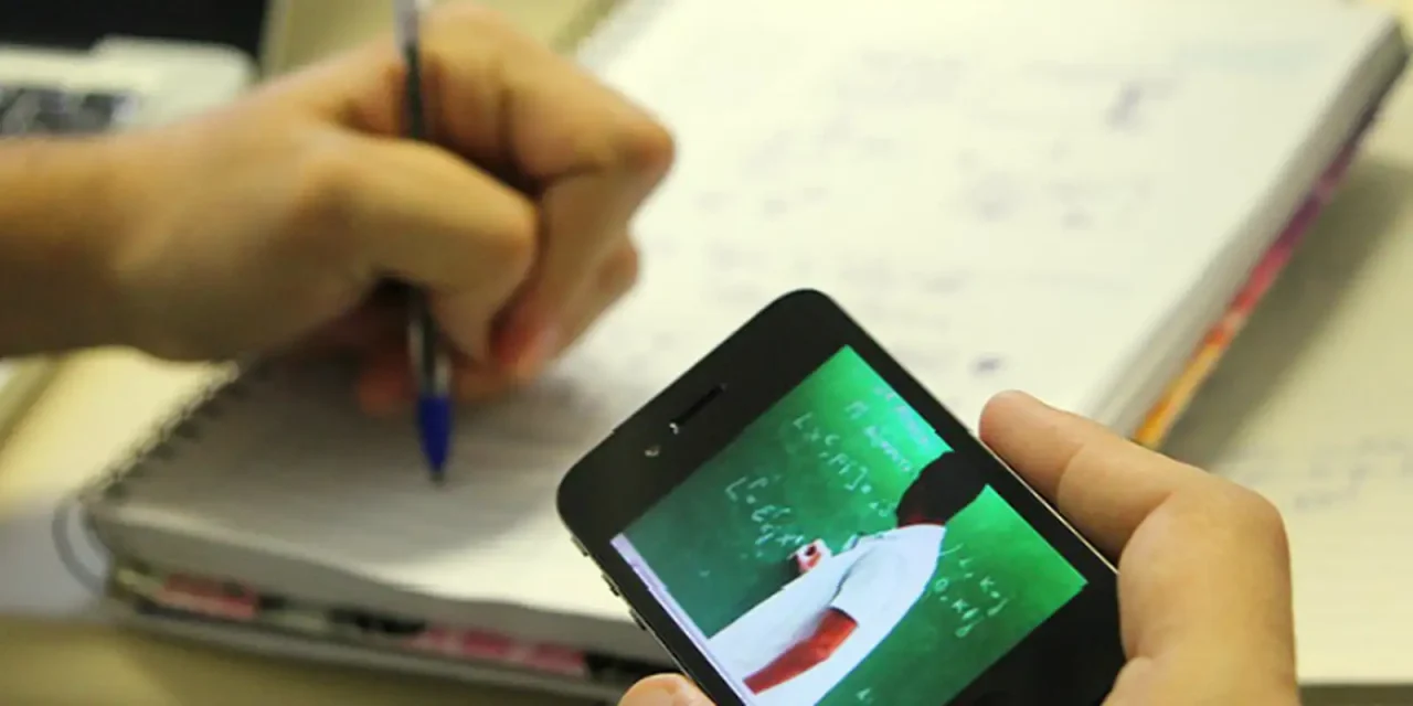 alto-nivel-de-alfabetizacao-facilita-tarefas-no-mundo-digital