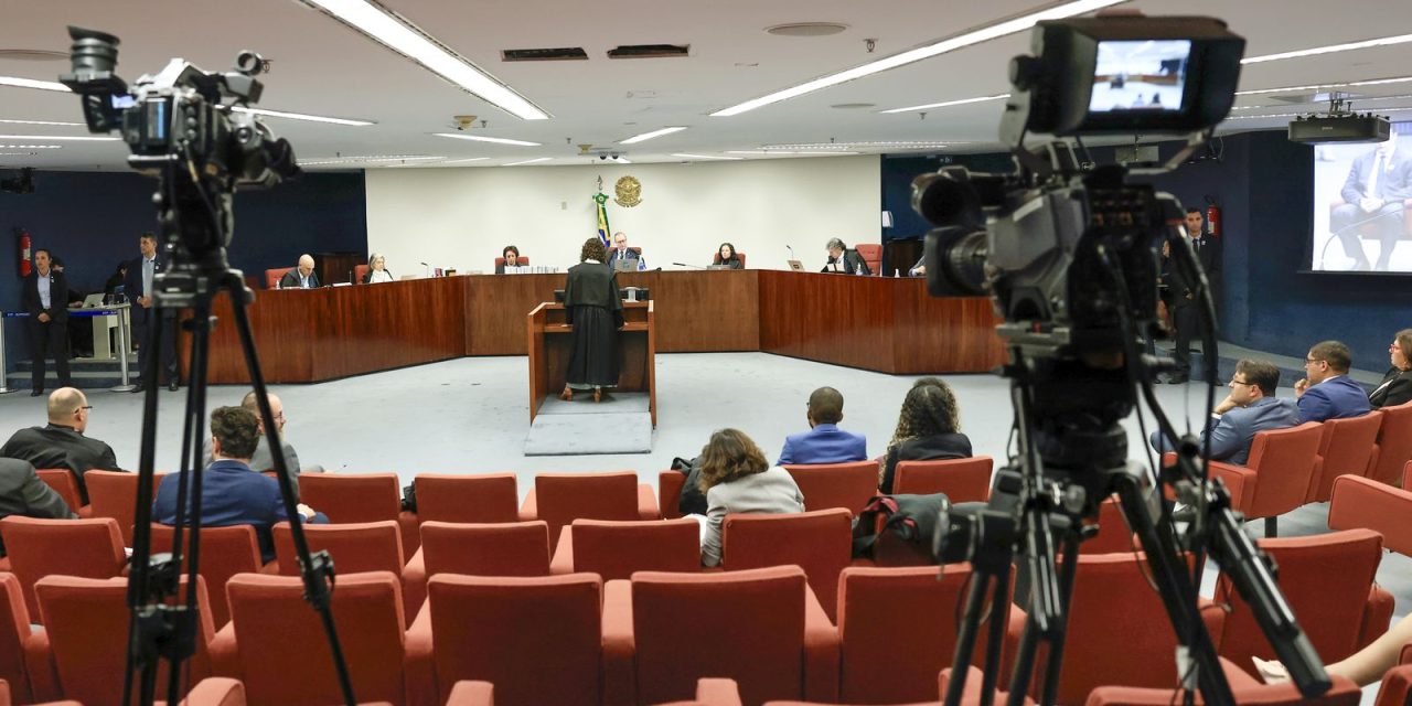 por-unanimidade,-stf-torna-mais-sete-reus-por-trama-golpista