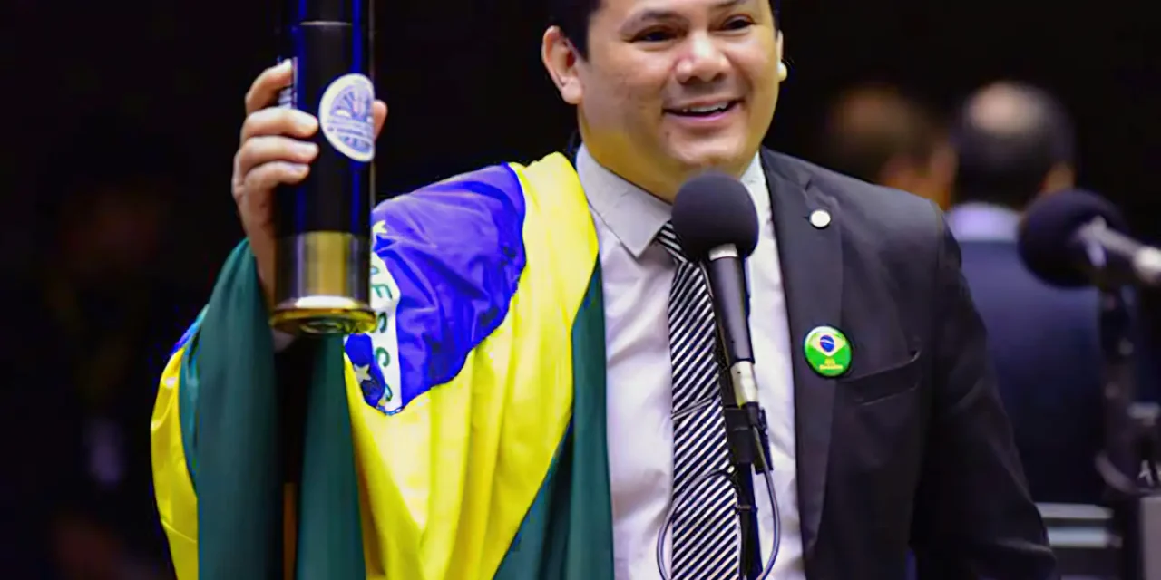 deputado-gilvan-da-federal-tem-mandato-suspenso-por-tres-meses