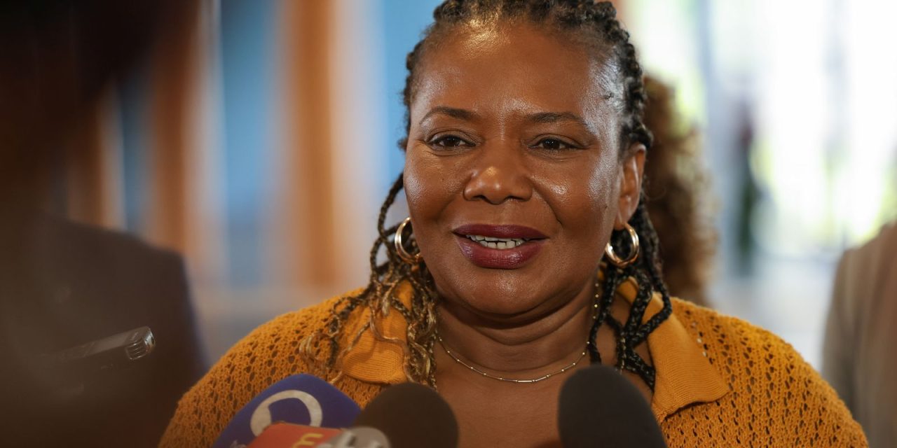 servidores-da-cultura-fazem-manifestacao-no-rio-por-plano-de-carreiras