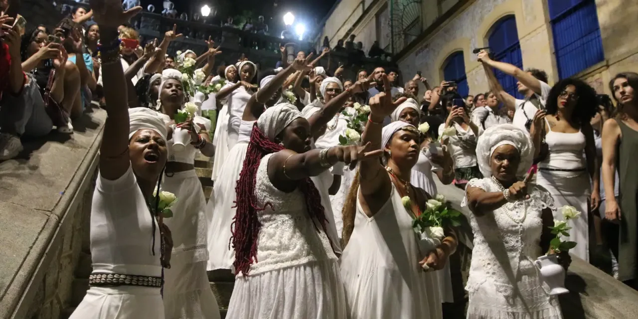 ilu-oba-de-min-faz-lavagem-no-bixiga-para-marcar-“falsa-abolicao”