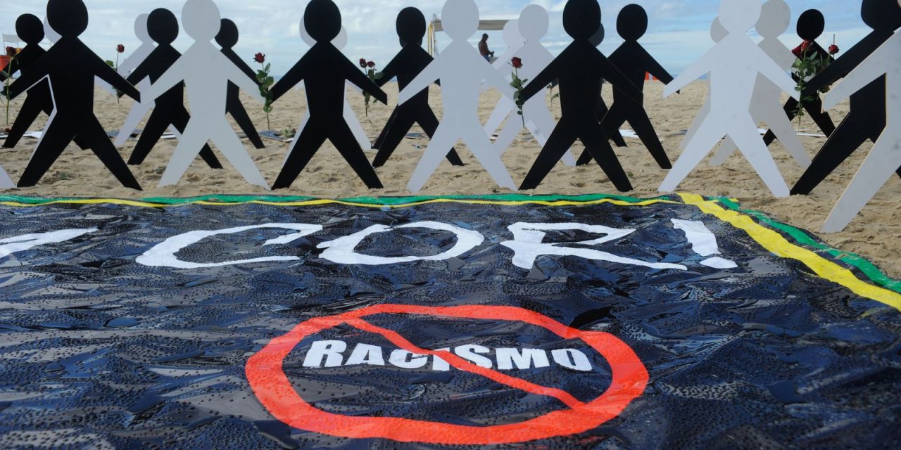 torcedor-chileno-e-preso-apos-gestos-racistas-em-jogo-no-maracana