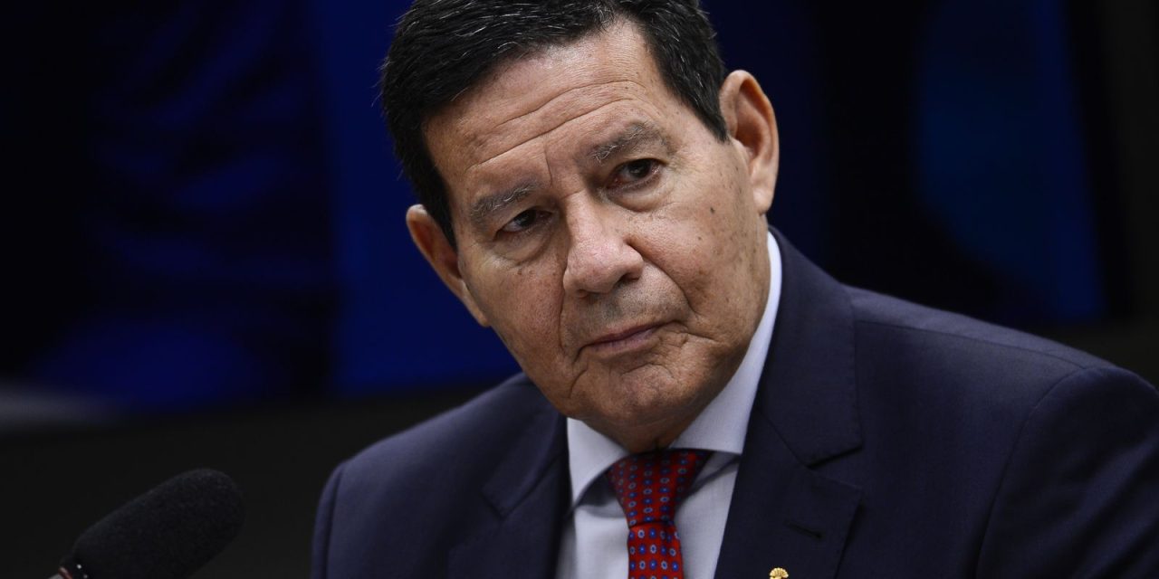 mourao-diz-que-nao-participou-de-reuniao-golpista-no-governo-bolsonaro
