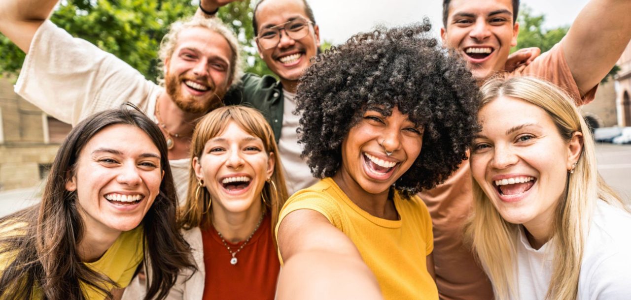 quer-saber-qual-o-segredo-da-felicidade?-este-estudo-tem-a-chave
