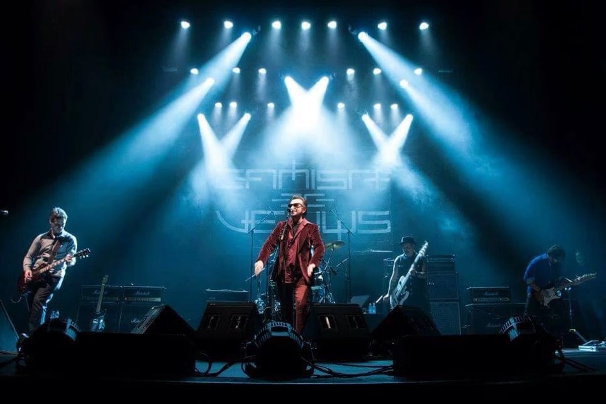 banda-faz-ataques-a-igreja-durante-show:-“deus,-larga-de-ser-escroto”