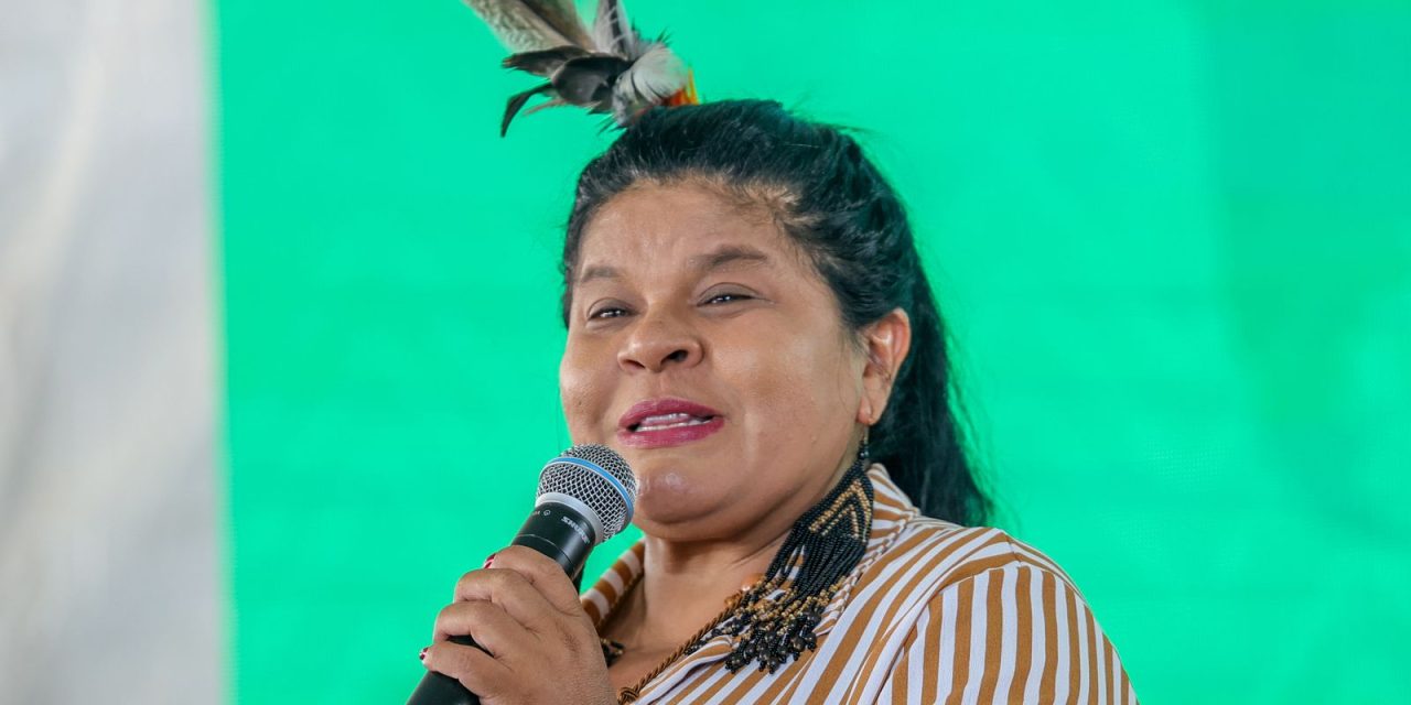 mudanca-na-demarcacao-de-terras-indigenas-e-retrocesso,-diz-ministra