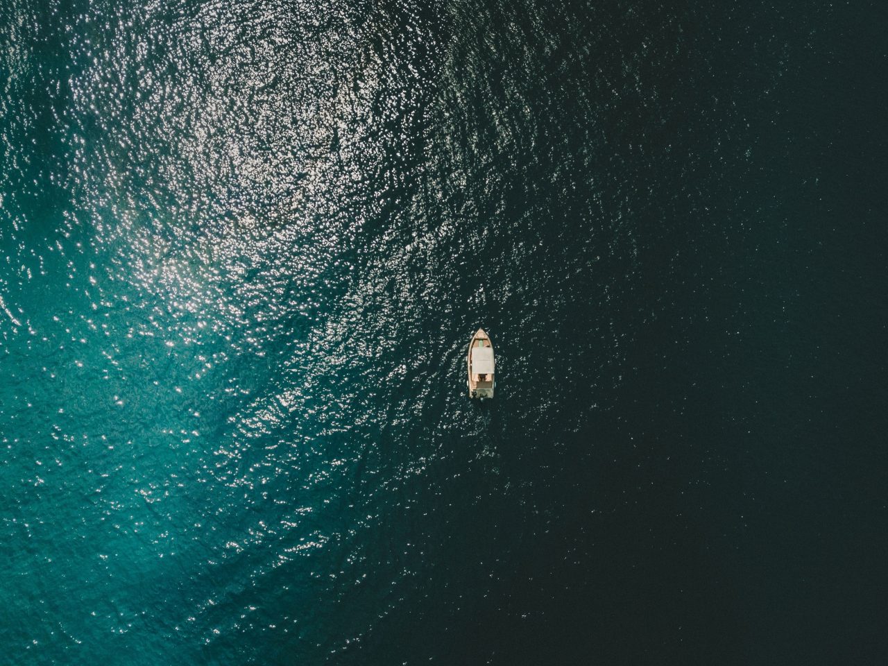 oceanos-estao-escurecendo-e-isso-e-um-problema,-diz-pesquisa