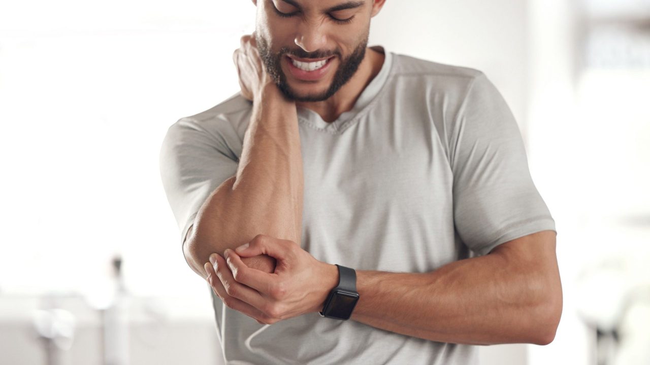 por-que-sentimos-“choque”-ao-bater-o-cotovelo?