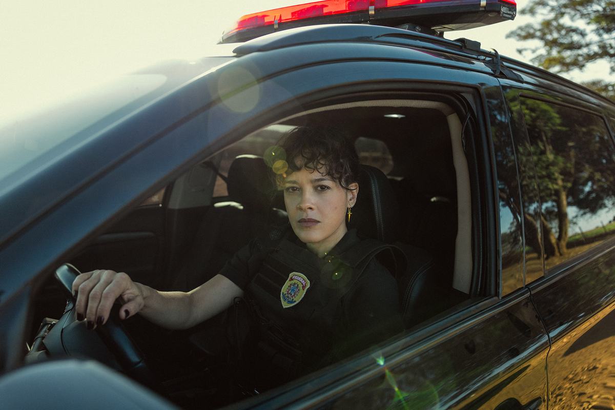 dna-do-crime-expoe-tensao,-rotina-e-dilemas-dos-policiais-reais