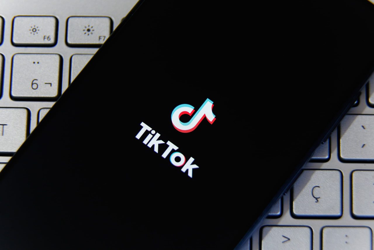 tiktok-bloqueia-hashtag-que-promovia-magreza-extrema