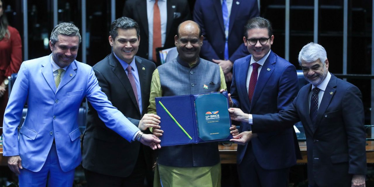 parlamentos-do-brics-criticam-acoes-protecionistas-no-comercio-mundial