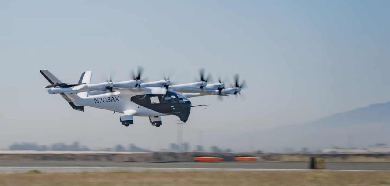 archer-avanca-na-corrida-dos-evtols-com-voo-do-midnight