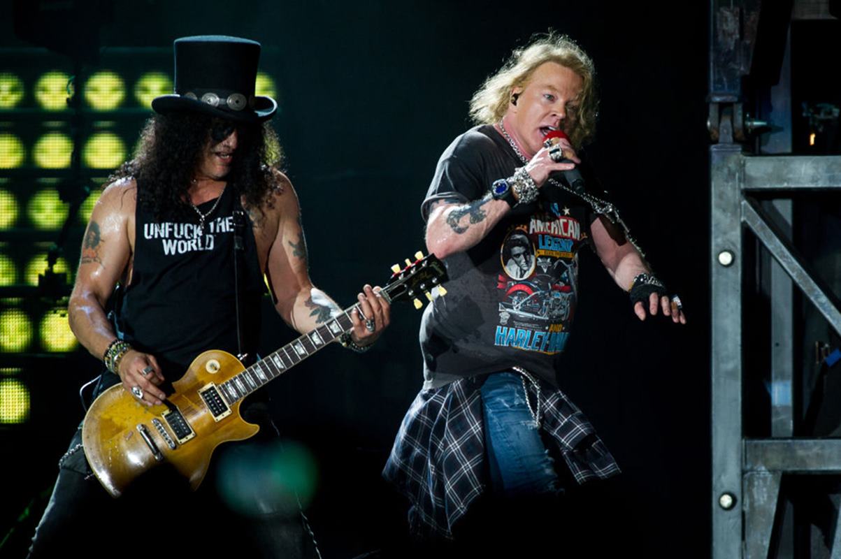 guns-n’-roses-em-brasilia:-10-mil-ingressos-sao-vendidos-em-45-minutos.-garanta-o-seu!