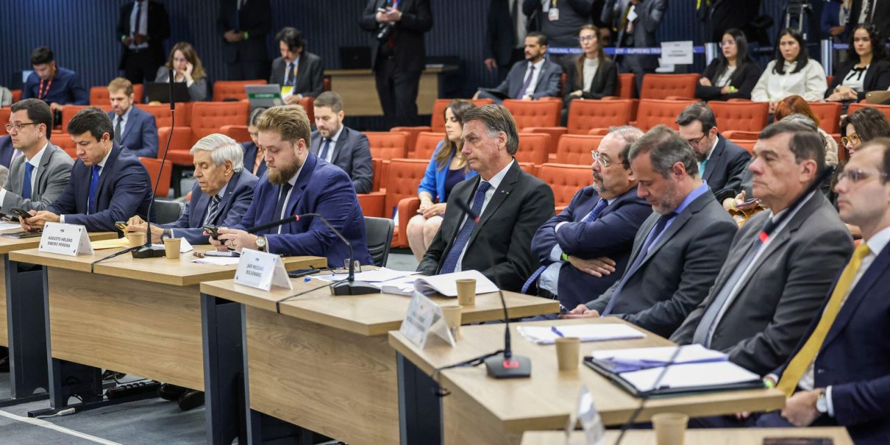 moraes-nega-pedido-de-bolsonaro-para-exibir-videos-em-interrogatorio