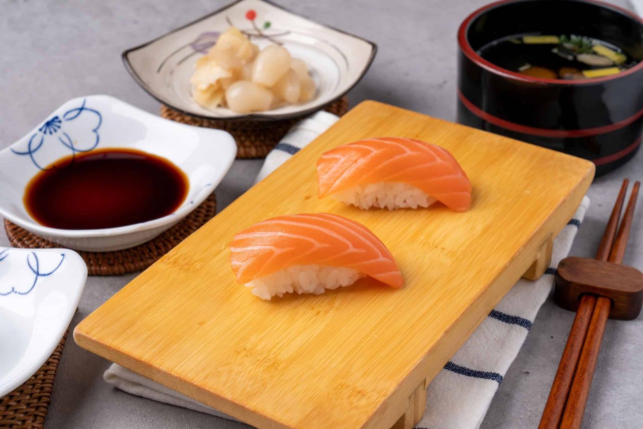 salmao-feito-em-laboratorio-ja-pode-ser-vendido-nos-eua