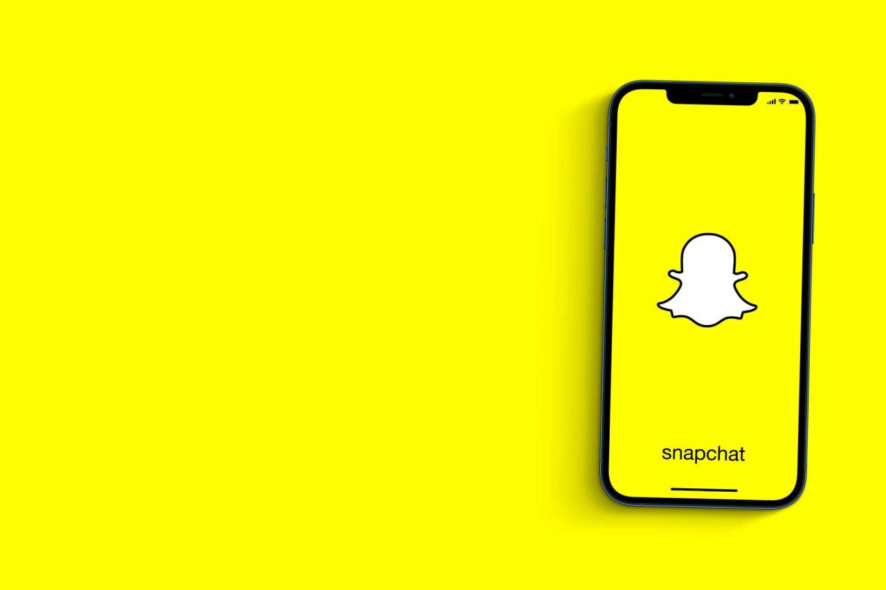 snap-lancara-oculos-de-realidade-aumentada-ao-publico-em-2026