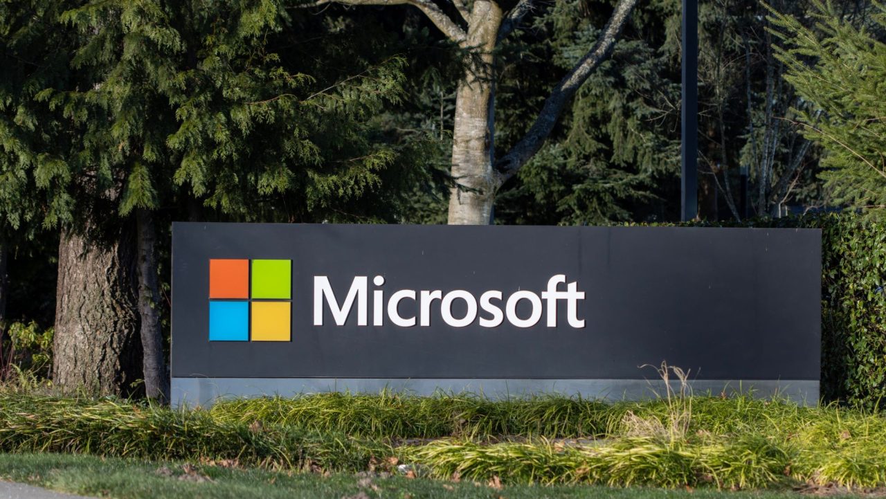 foco-nas-ias:-microsoft-planeja-nova-onda-de-demissoes,-diz-jornal