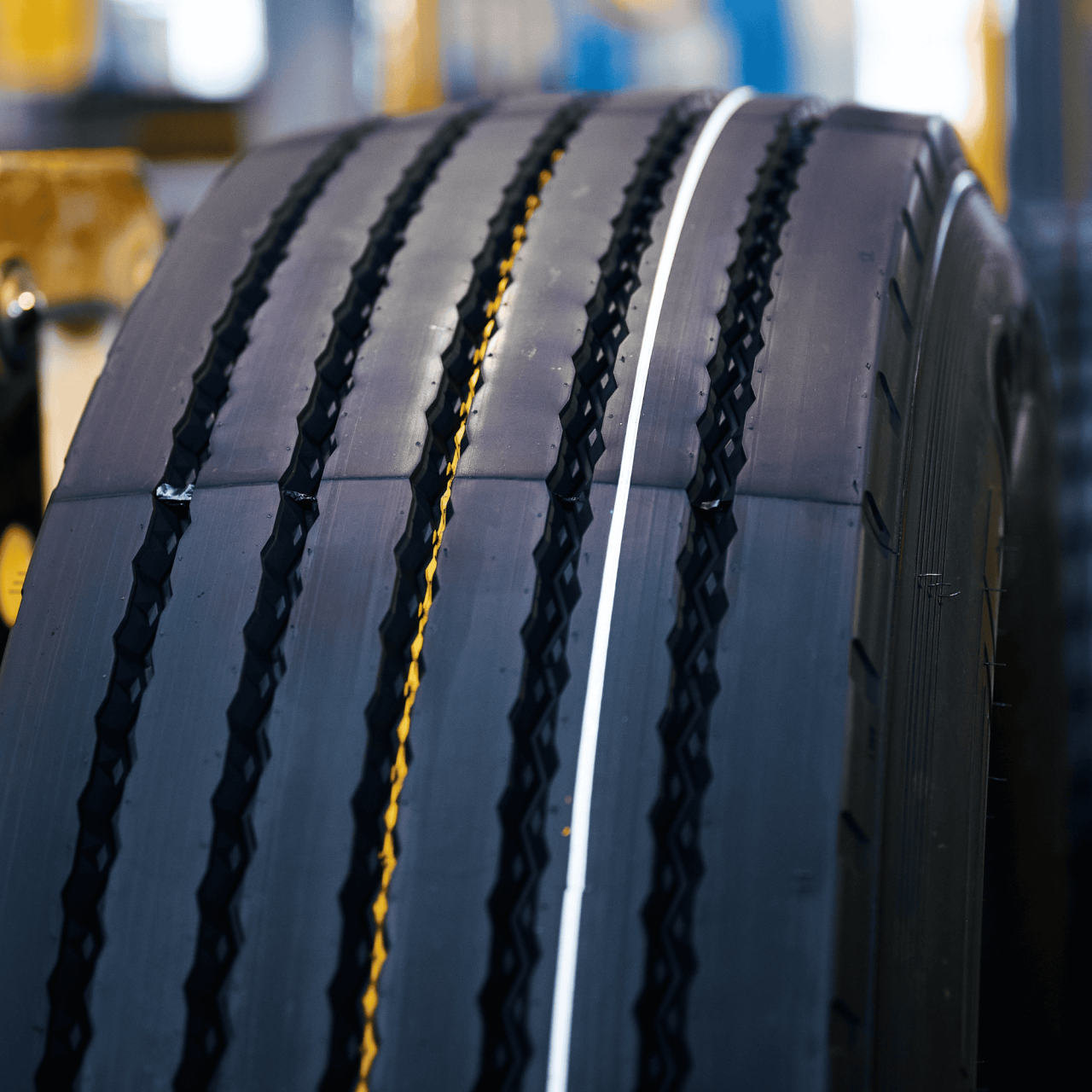 o-que-significam-as-linhas-coloridas-nos-pneus?