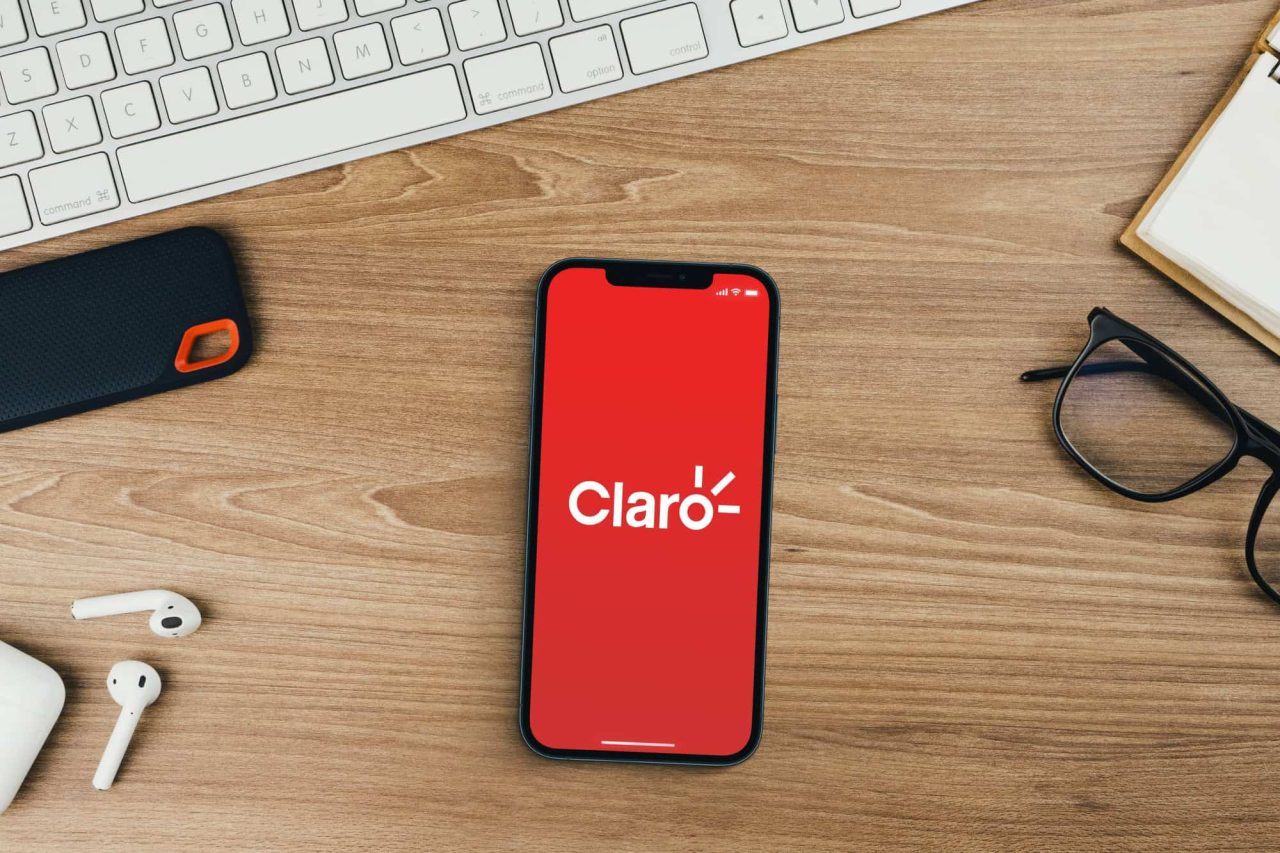 caiu-ai?-claro-passa-por-instabilidade-nesta-segunda-feira-(30)