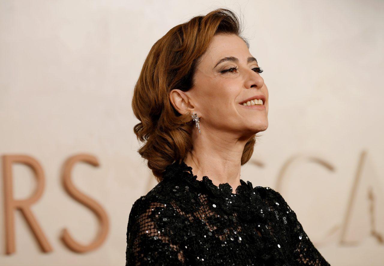 fernanda-torres-e-anunciada-como-jurada-do-festival-de-veneza
