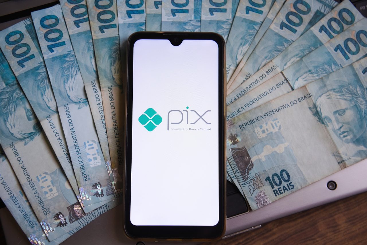 febraban-explica-motivos-que-levaram-trump-a-investigar-pix