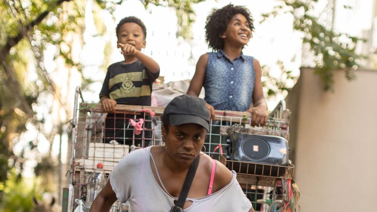 a-melhor-mae-do-mundo-retrata-fuga-comovente-da-violencia-domestica