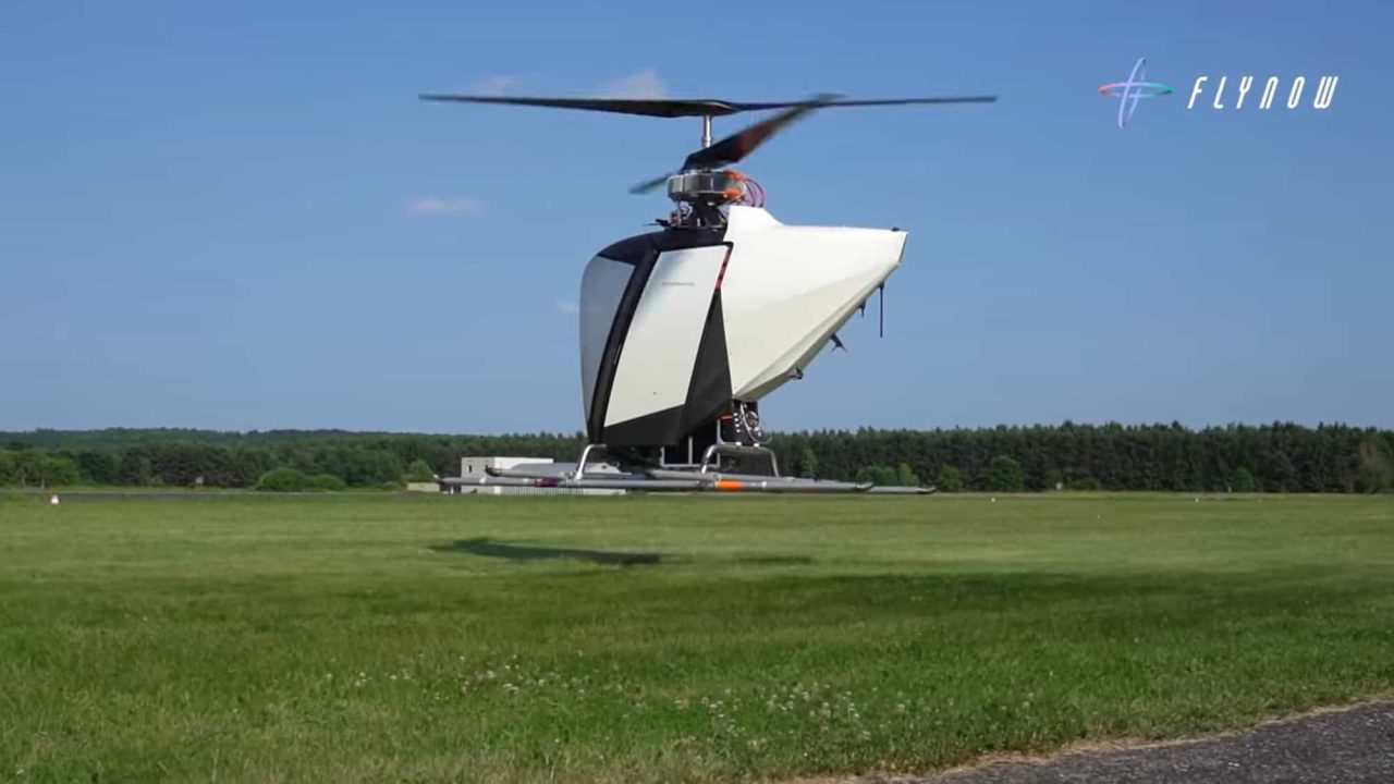 helicoptero-diferentao-faz-voo-teste-na-austria;-assista