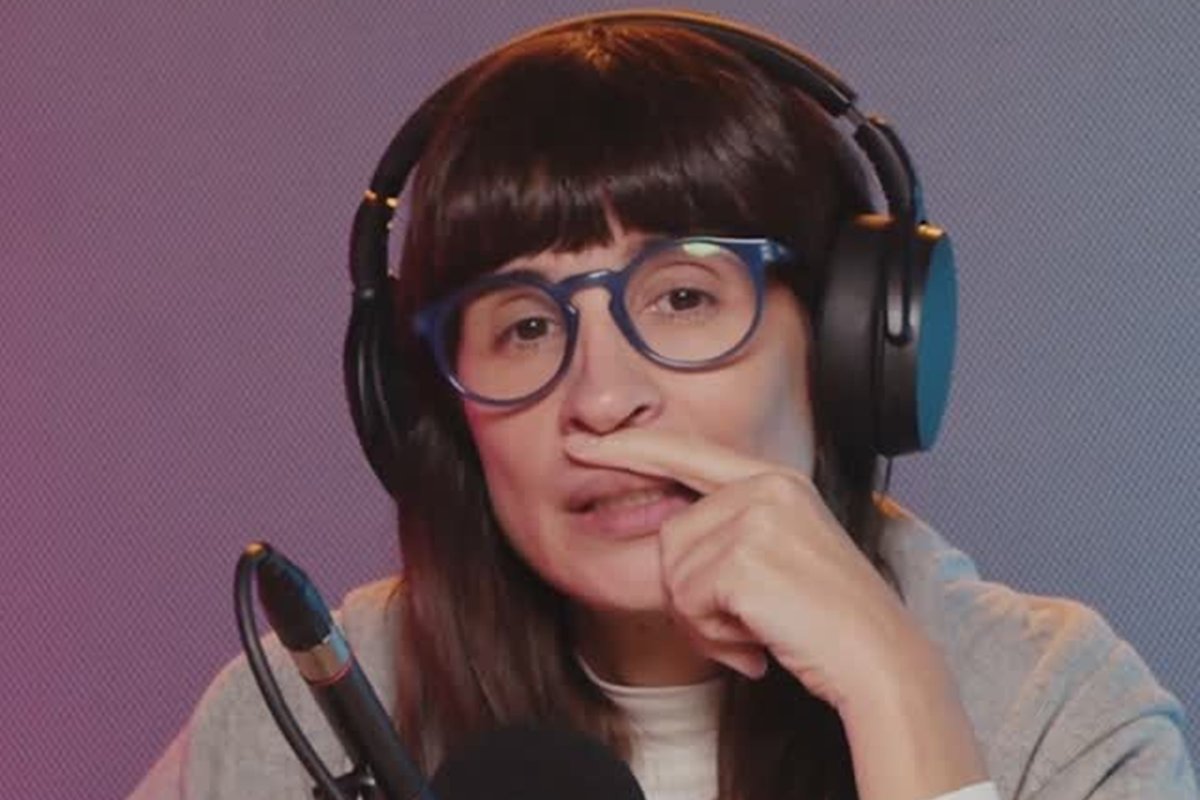 camila-fremder-revela-confusao-com-podcast:-“minha-versao-da-historia”