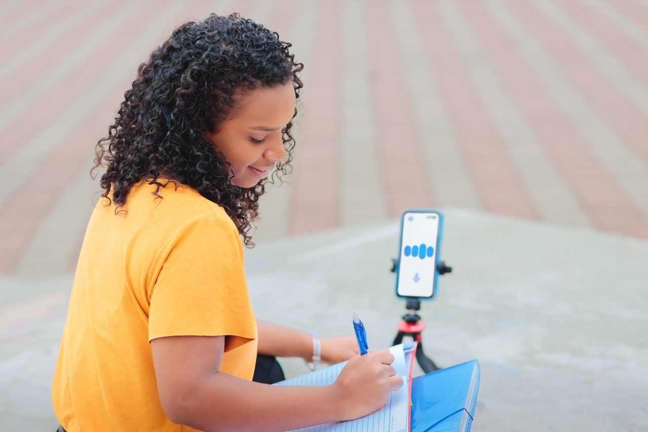 brasileiro-usa-ia-sem-saber-como-tecnologia-funciona,-diz-pesquisa