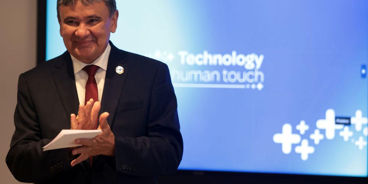 educacao-e-bolsa-familia-ajudaram-pais-a-reduzir-fome,-avalia-ministro