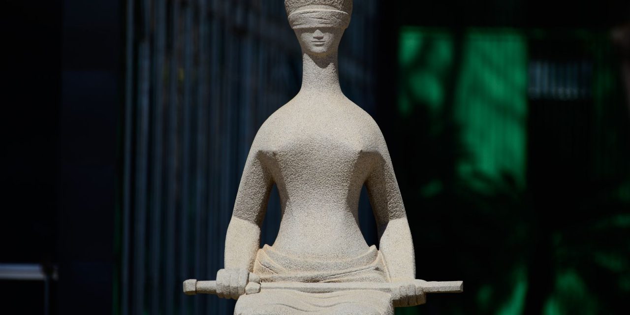 supersalarios-no-judiciario-crescem-49,3%-em-2024,-mostra-estudo