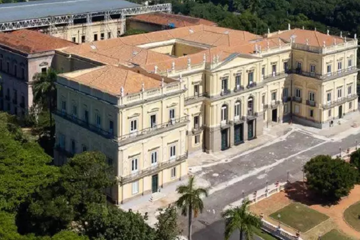 museu-nacional-do-rio-reabre-para-exposicao-7-anos-apos-incendio