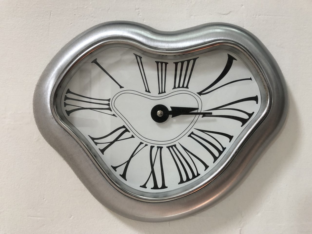 nova-teoria-de-tempo-3d-pode-resolver-dilema-antigo-da-fisica;-entenda