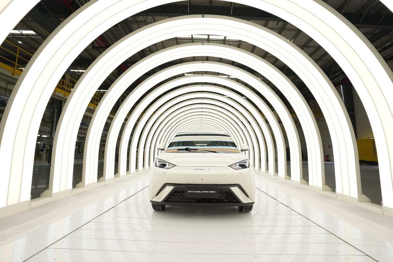 byd-apresenta-seu-primeiro-carro-eletrico-montado-no-brasil