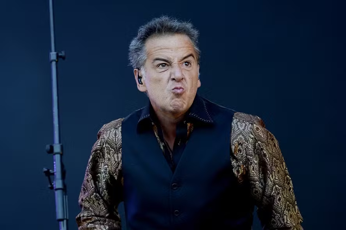 vocalista-do-ira!-detona-produtor-que-cancelou-shows-da-banda:-“cagao”